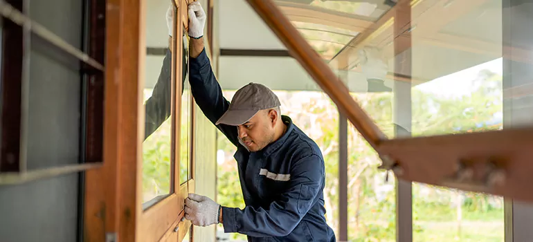 Double Hung Vinyl Window Sash Replacement in Deerfield Beach, FL